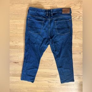 Tommy Bahama dark blue jeans size 36x28.